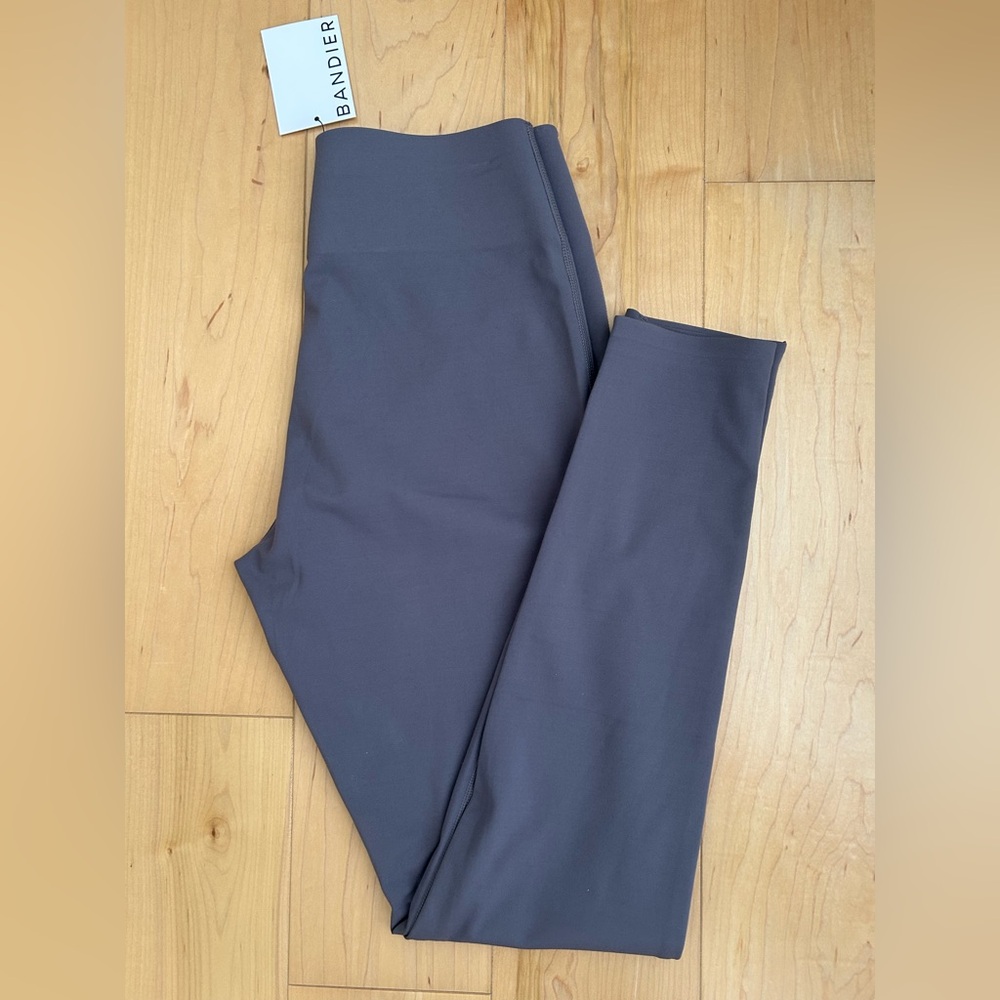 Bandier Bella Bonded Purple Mauve Gray Leggings